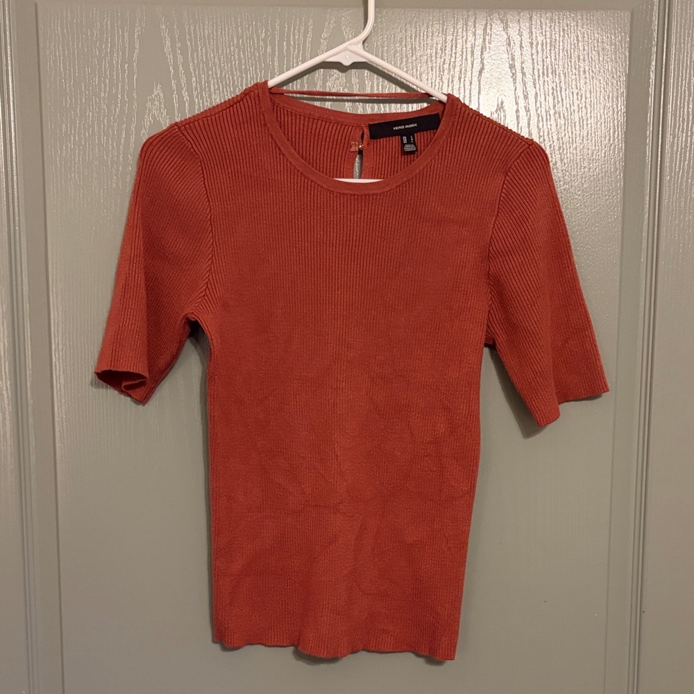 Burnt Orange Short Sleeve Ribbed Sweater with buttons in the back